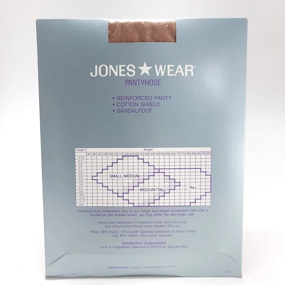 NOS Jones Wear Sheer Pantihose‎ Medium/Tall Soft Beigh Sandalfoot Reinforced NEW